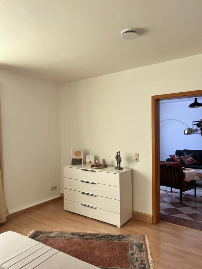Sehr Schoene Wohnung,Komplett Neu Eingerichtet Limbach-Oberfrohna Exterior photo